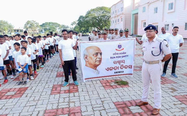 Screenshot_2025-10-31-20-25-31-99_6012fa4d4ddec268fc5c7112cbb265e7