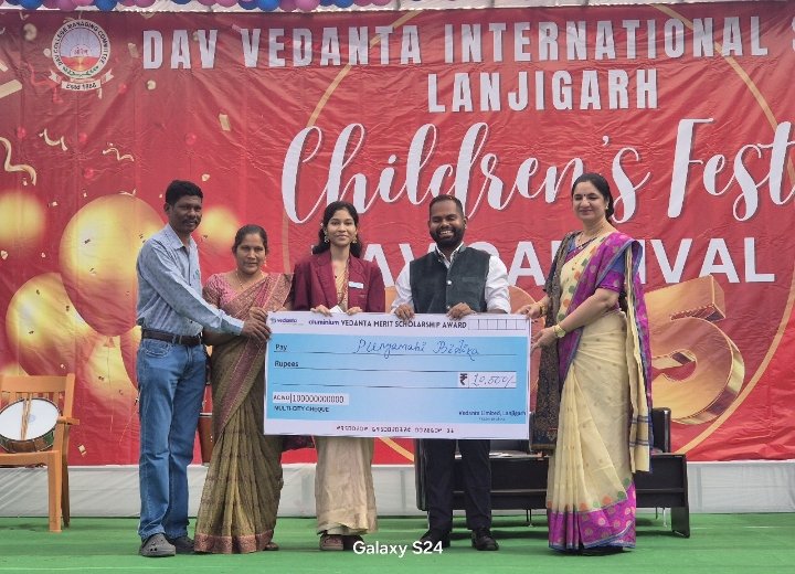 Screenshot_2025-12-10-19-55-54-27_6012fa4d4ddec268fc5c7112cbb265e7